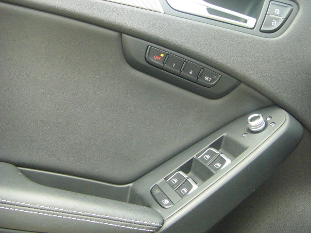 AUDI RS4 AVANT 4.2 V8 FSI 450CV QUATTRO