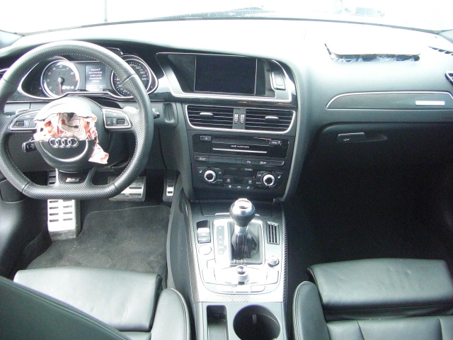 AUDI RS4 AVANT 4.2 V8 FSI 450CV QUATTRO