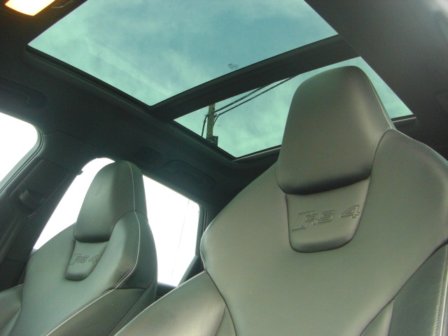 AUDI RS4 AVANT 4.2 V8 FSI 450CV QUATTRO