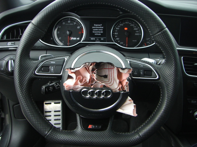 AUDI RS4 AVANT 4.2 V8 FSI 450CV QUATTRO