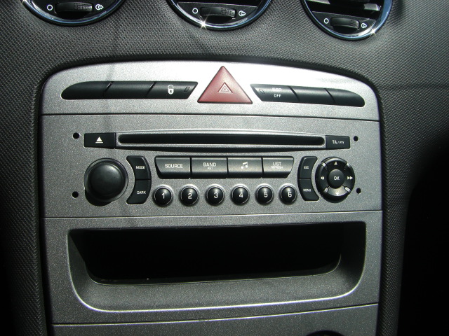 PEUGEOT 308 1.6 HDI 92CV BUSINES LINE