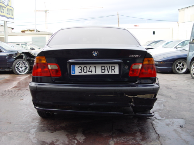 BMW 318 I 