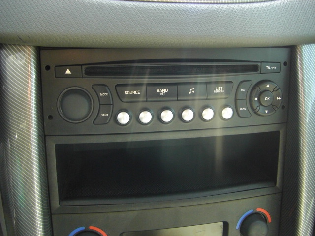 PEUGEOT 207 1.6 HDI XT PACK 90CV