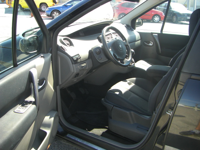 RENAULT GRAND SCENIC 1.9 DCI 120CV 7 PLAZAS