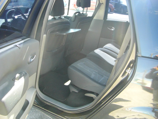 RENAULT GRAND SCENIC 1.9 DCI 120CV 7 PLAZAS