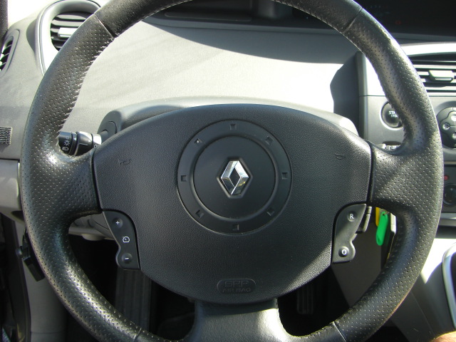 RENAULT GRAND SCENIC 1.9 DCI 120CV 7 PLAZAS