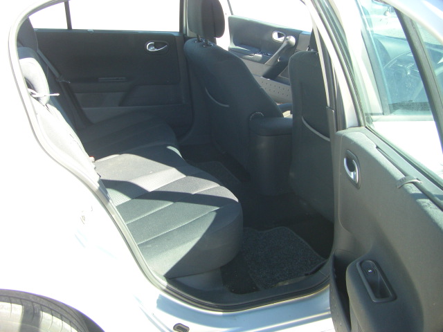 RENAULT MEGANE SEDAN 2.0 I 134CV