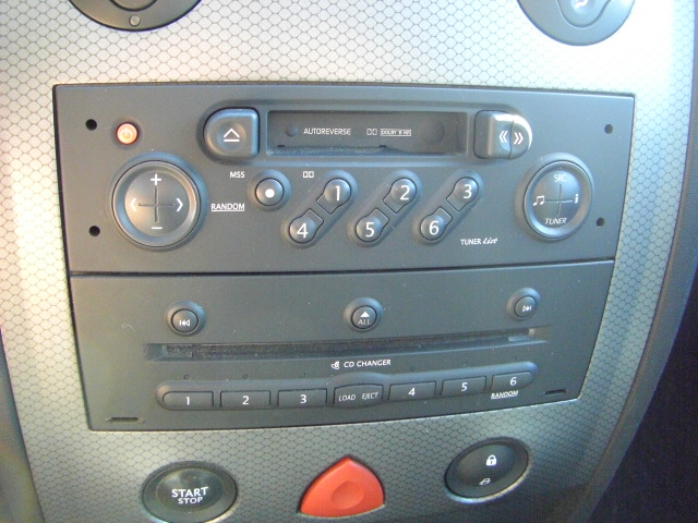 RENAULT MEGANE SEDAN 2.0 I 134CV