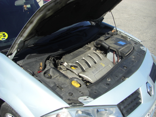 RENAULT MEGANE SEDAN 2.0 I 134CV