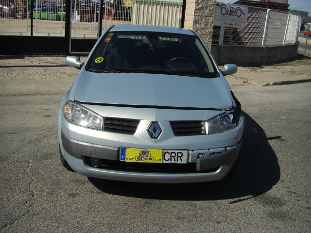 RENAULT MEGANE SEDAN 2.0 I 134CV