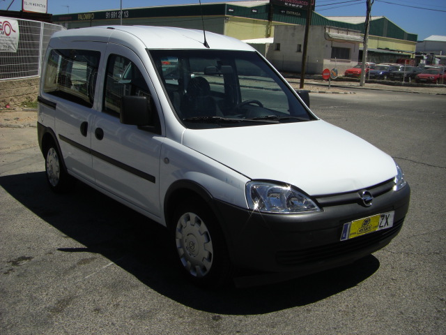 OPEL COMBO  1.3 TDCI 75CV COMBI