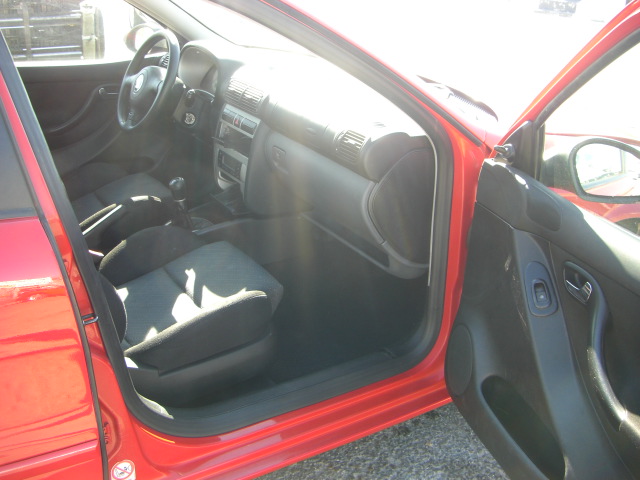 SEAT LEON 1.9 TDI 100CV