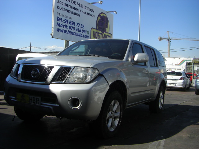 NISSAN PATHFINDER 2.5 D 190CV 4X4
