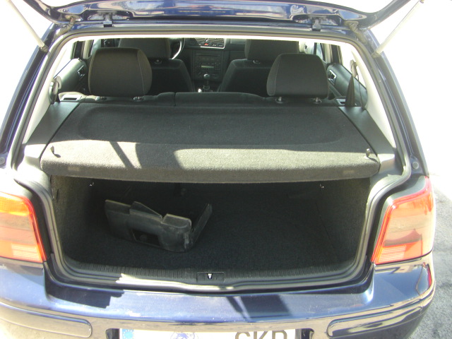 VOLKSWAGEN GOLF 1.9 TDI 100CV