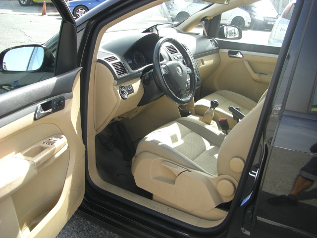 VOLKSWAGEN TOURAN 2.0 TDI 140CV