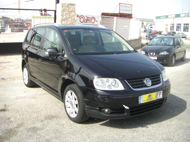 VOLKSWAGEN TOURAN 2.0 TDI 140CV