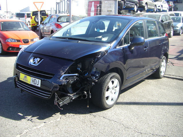 PEUGEOT 5008 2.0 HDI 150CV 7 PLAZAS