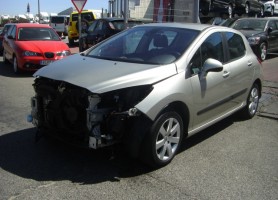 PEUGEOT 308 1.6 HDI SPORT 90CV PEUGEOT 308 1.6 HDI SPORT 90CV