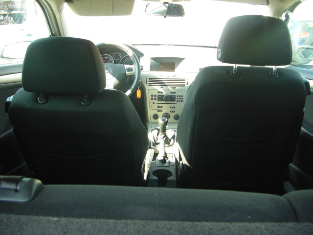 OPEL ASTRA GTC 1.7 CDTI 110CV