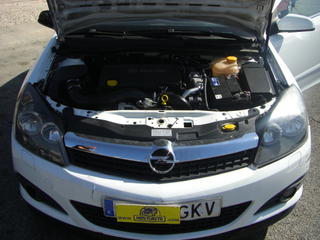 OPEL ASTRA GTC 1.7 CDTI 110CV