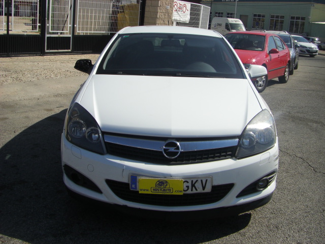 OPEL ASTRA GTC 1.7 CDTI 110CV