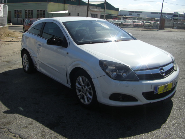OPEL ASTRA GTC 1.7 CDTI 110CV