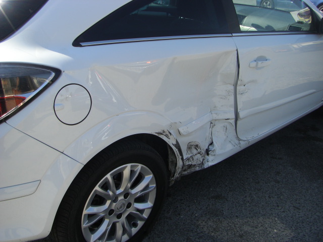 OPEL ASTRA GTC 1.7 CDTI 110CV