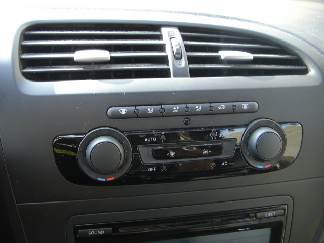 SEAT LEON 1.6 TDI 105 CV REFERENCE