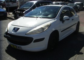 PEUGEOT 207 1.4 HDI 68CV PEUGEOT 207 1.4 HDI 68CV