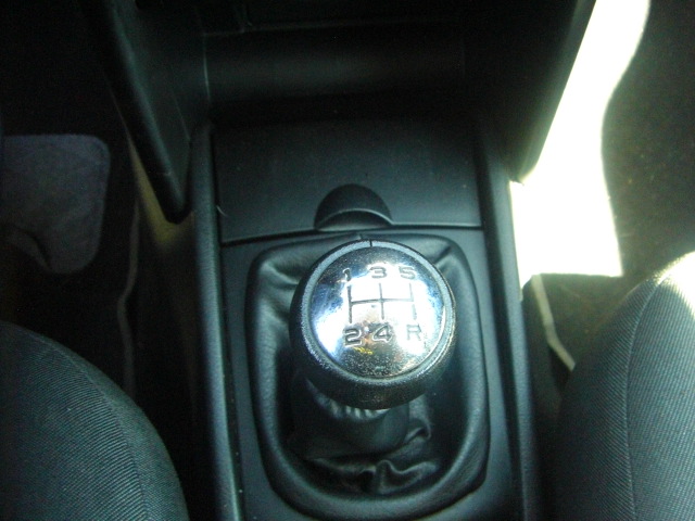 PEUGEOT 207 1.4 HDI 68CV