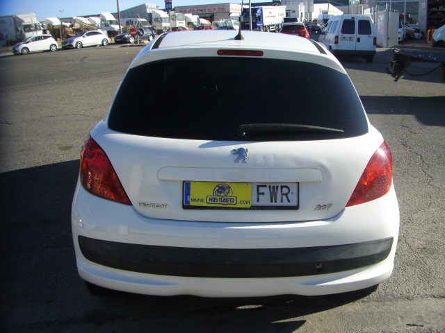 PEUGEOT 207 1.4 HDI 68CV