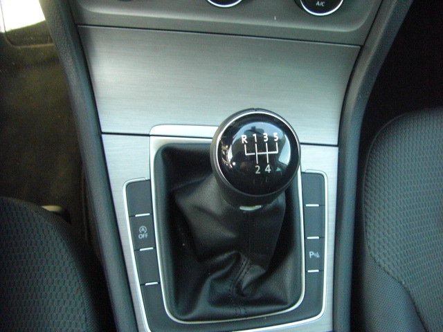 VOLKSWAGEN GOLF 1.6 TDI 110CV