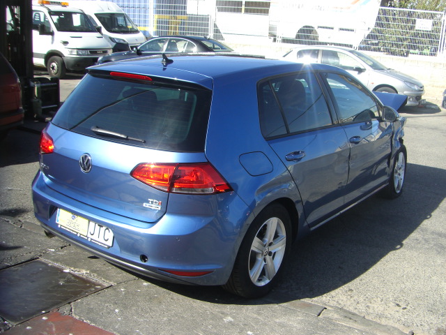 VOLKSWAGEN GOLF 1.6 TDI 110CV