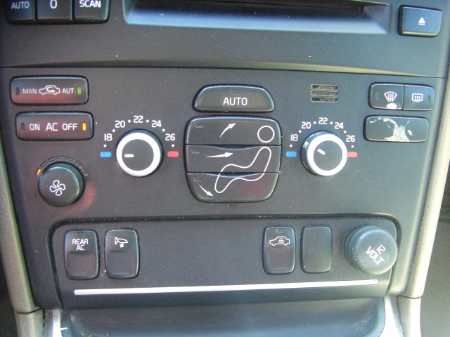 VOLVO XC 90 AUTOMATICO 2.4 D 185CV 7PLAZAS