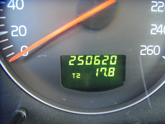 VOLVO XC 90 AUTOMATICO 2.4 D 185CV 7PLAZAS