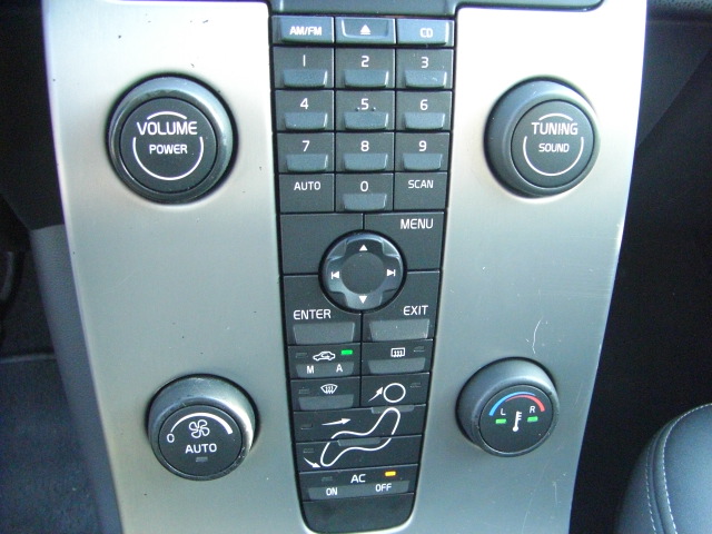 VOLVO V50 2.0 D 136CV