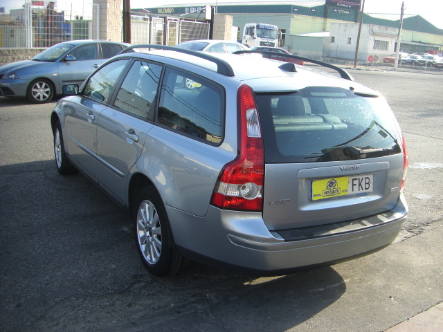 VOLVO V50 2.0 D 136CV