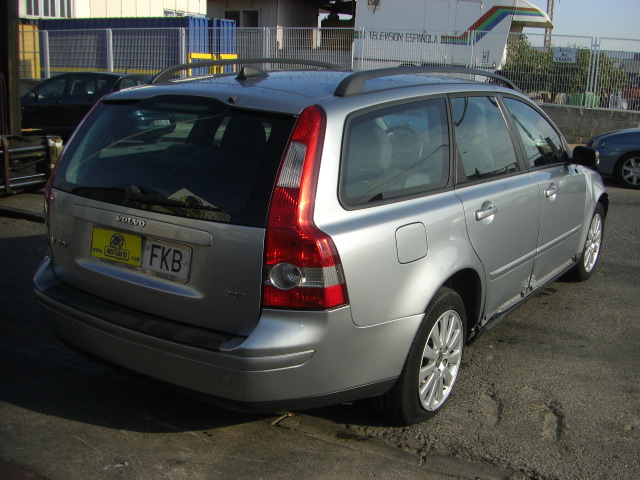 VOLVO V50 2.0 D 136CV