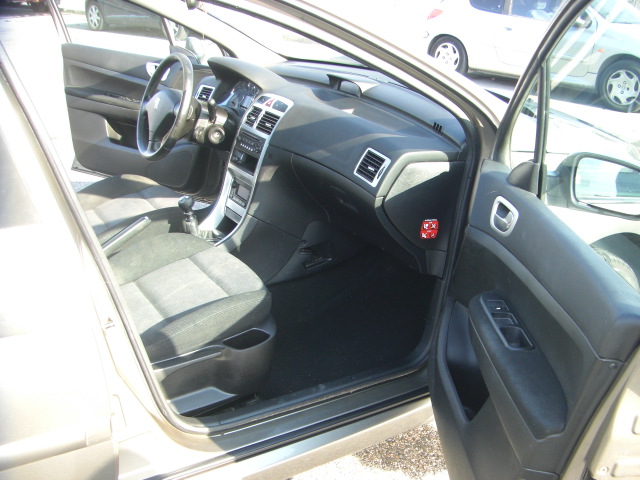 PEUGEOT 307 SW PACK 2.0 HDI 136CV 7 PLAZAS