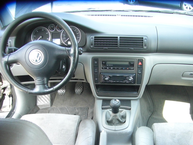 VOLKSWAGEN PASSAT VARIANT 1.9 TDI 100CV