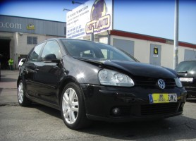 VOLKSWAGEN GOLF 1.9 TDI 105CV VOLKSWAGEN GOLF 1.9 TDI 105CV