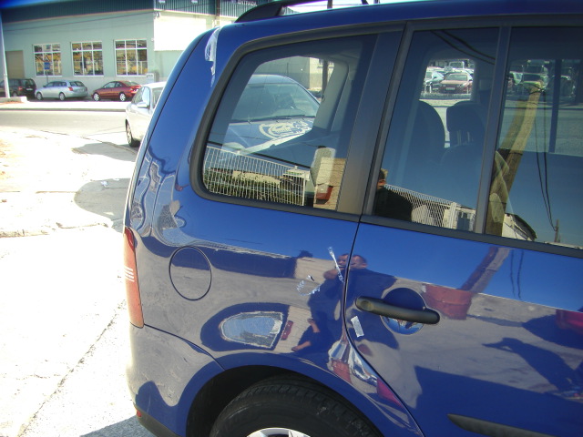 VOLKSWAGEN TOURAN 1.9 TDI 105CV 7 PLAZAS