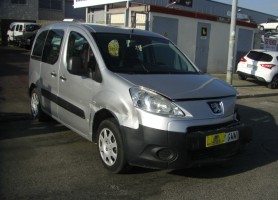 PEUGEOT PARTNER TEPEE 1.6 HDI 75CV PEUGEOT PARTNER TEPEE 1.6 HDI 75CV