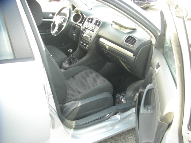 VOLKSWAGEN GOLF VARIANT 1.6 TDI 105CV