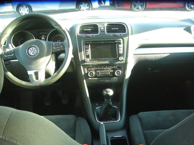VOLKSWAGEN GOLF VI 1.6 TDI 105CV