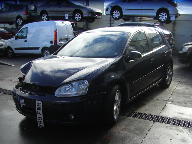 VOLKSWAGEN GOLF V 2.0 TDI 140CV 4MOTION