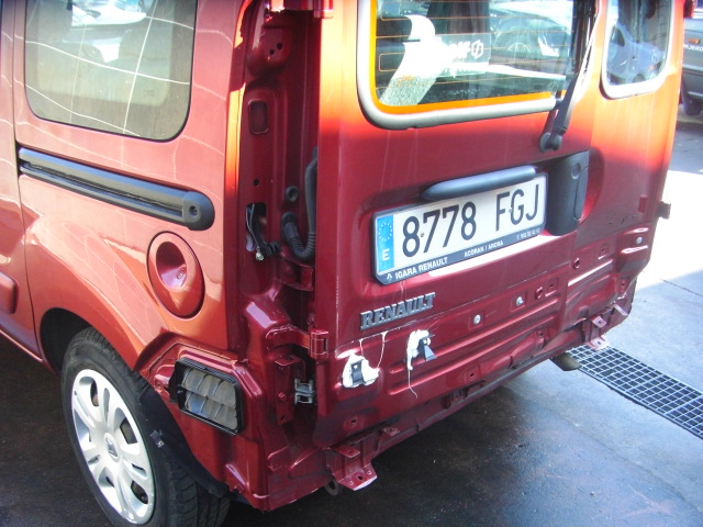 RENAULT KANGOO LUXE PRIVILEGE 1.6 GASOLINA 95CV