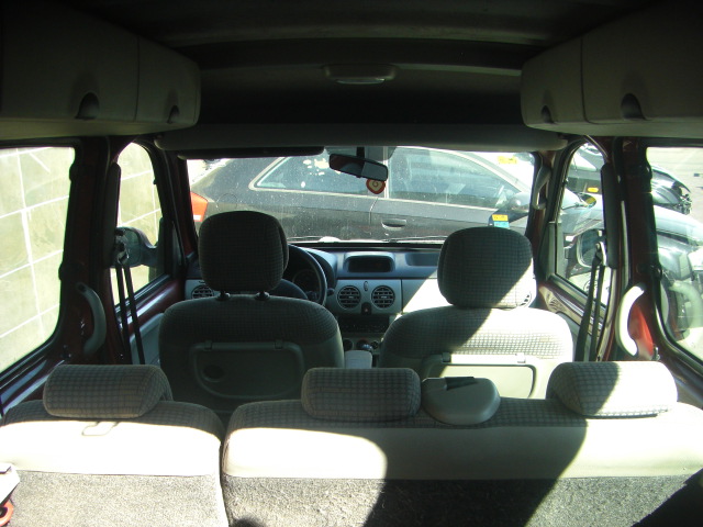 RENAULT KANGOO LUXE PRIVILEGE 1.6 GASOLINA 95CV