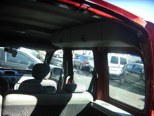 RENAULT KANGOO LUXE PRIVILEGE 1.6 GASOLINA 95CV