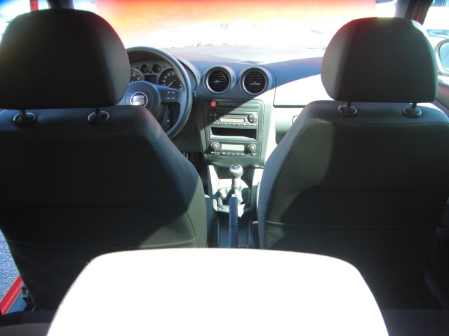 SEAT IBIZA 1.4 I GASOLINA 85CV